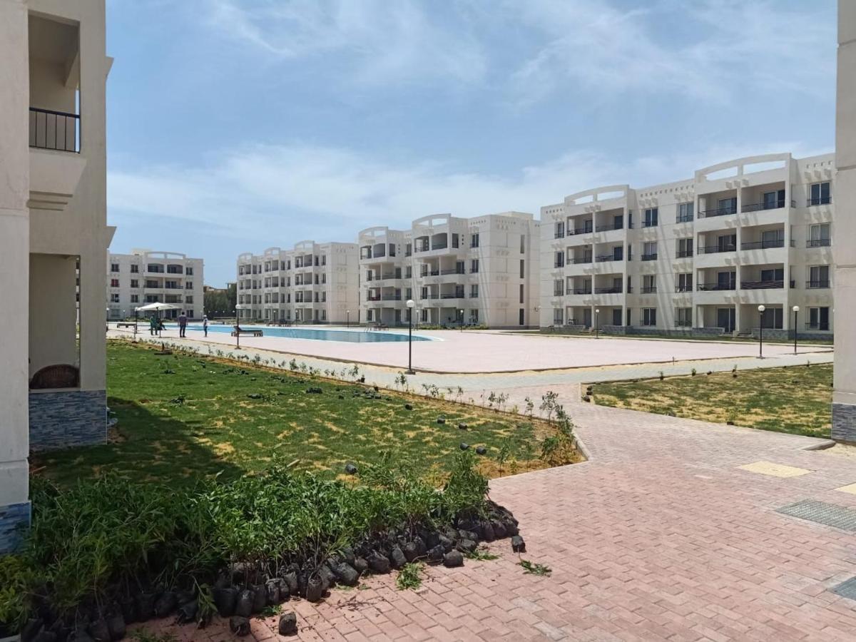 شاليه فرش فندقي بقرية بالميرا بيتش العين السخنه للعائلات Ain Sukhna Exterior photo