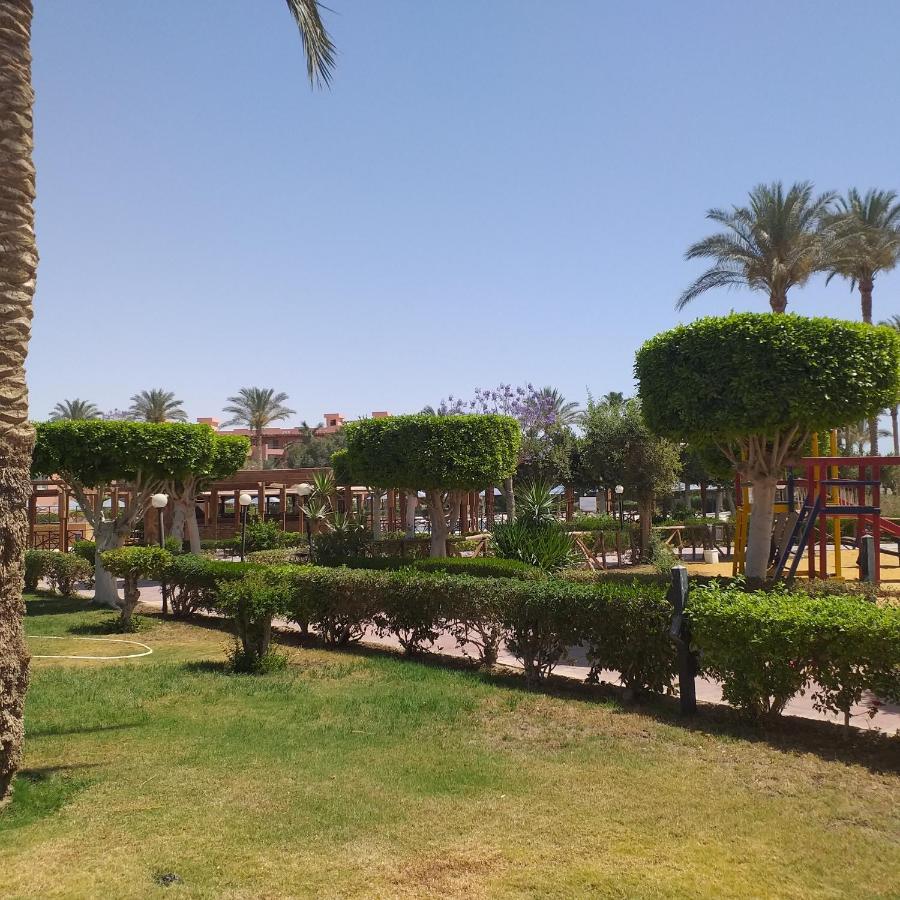 شاليه فرش فندقي بقرية بالميرا بيتش العين السخنه للعائلات Ain Sukhna Exterior photo