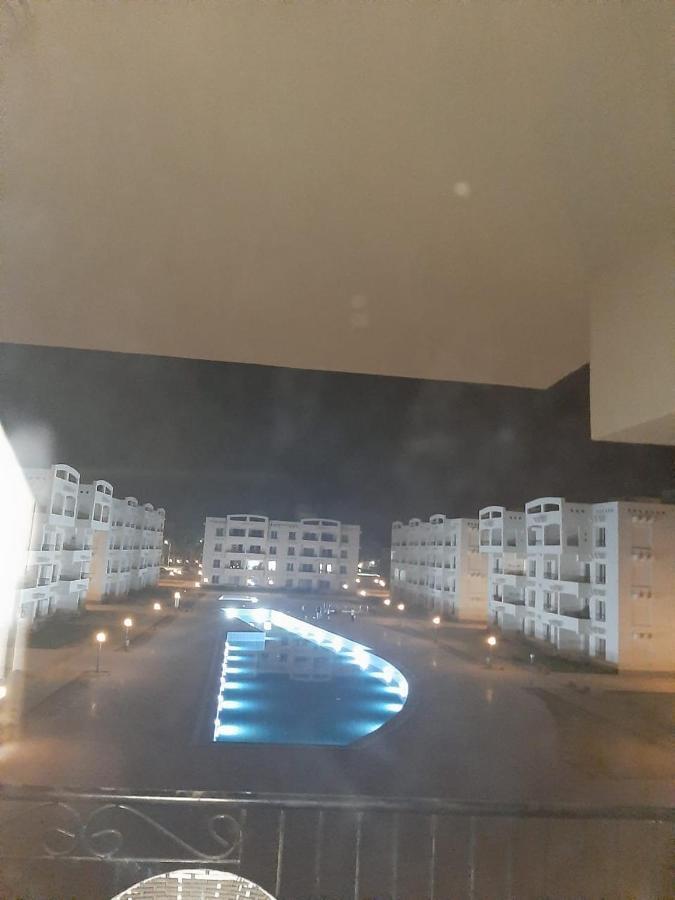 شاليه فرش فندقي بقرية بالميرا بيتش العين السخنه للعائلات Ain Sukhna Exterior photo