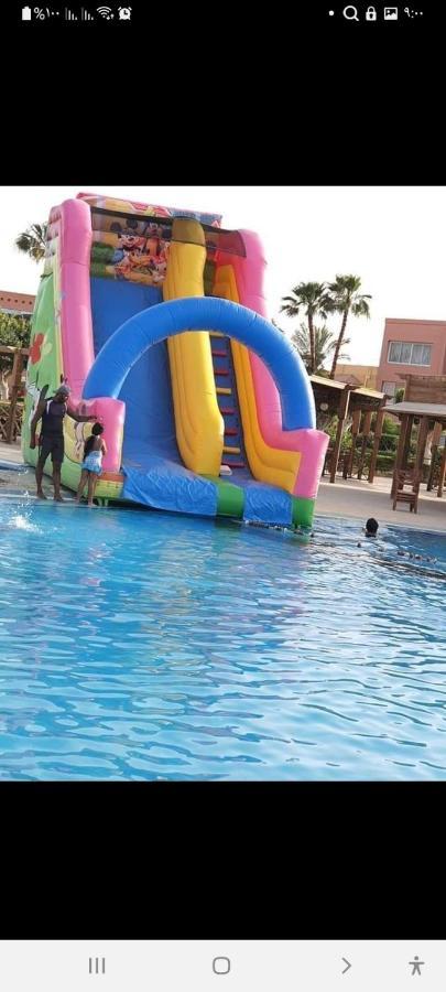 شاليه فرش فندقي بقرية بالميرا بيتش العين السخنه للعائلات Ain Sukhna Exterior photo